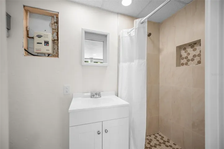 full bathroom