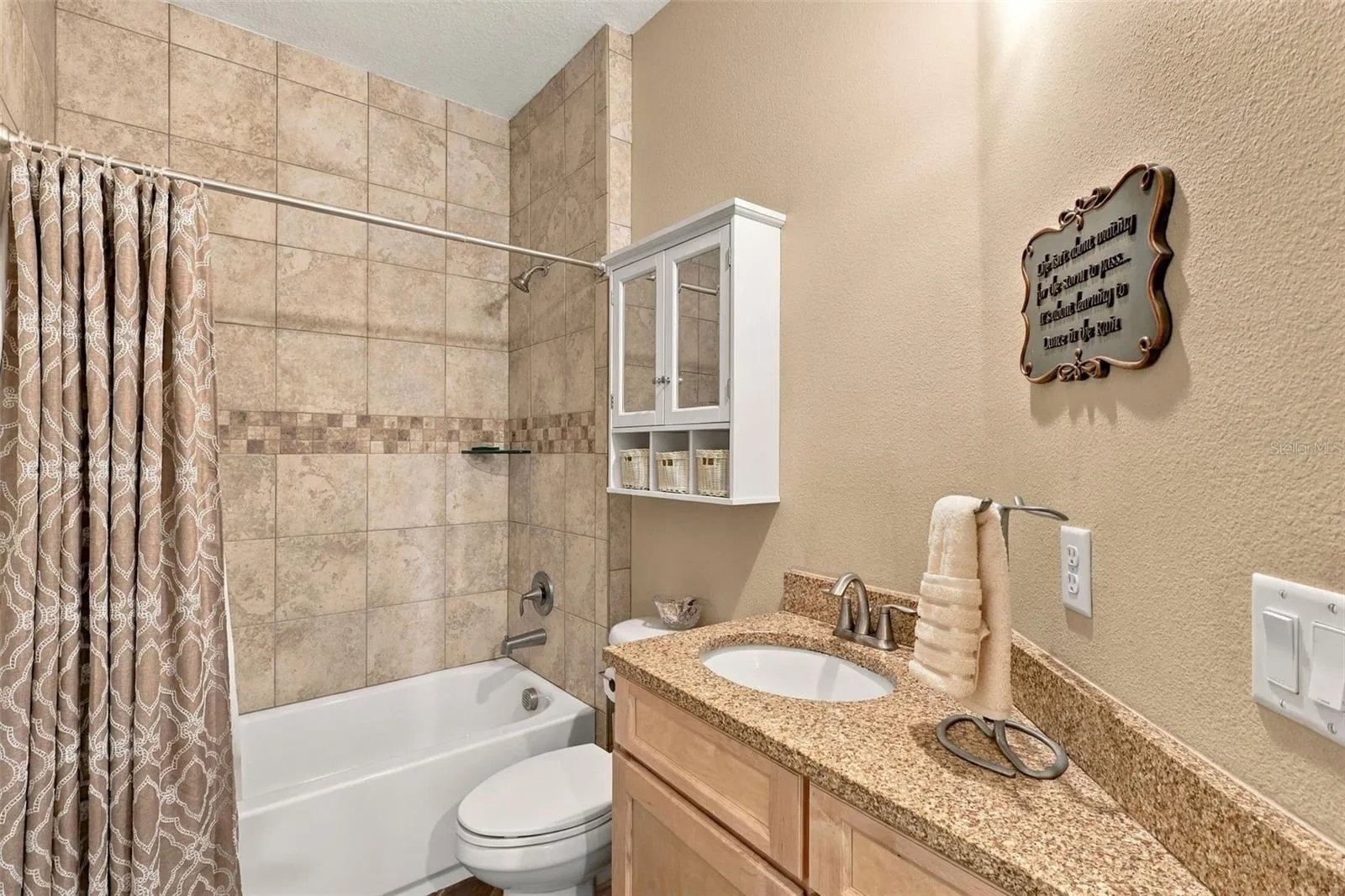 FULL BATH 1ST FLOOR