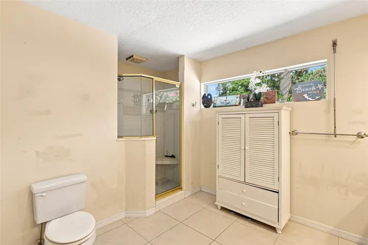 2nd Floor Primary Bath