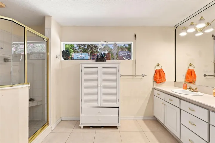 2nd Floor Primary Bath