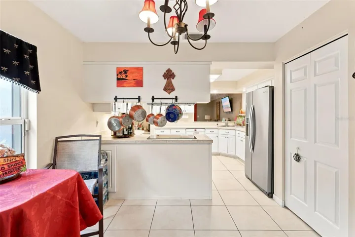 Eat-In Area of Kitchen