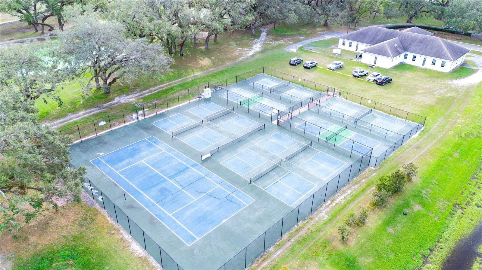 Betmar has 9 pickleball courts!!