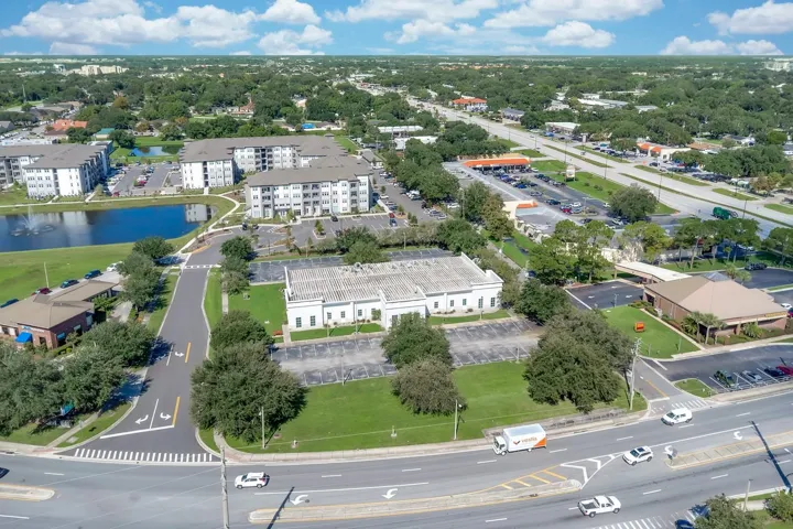 Aerial View / Front of Property