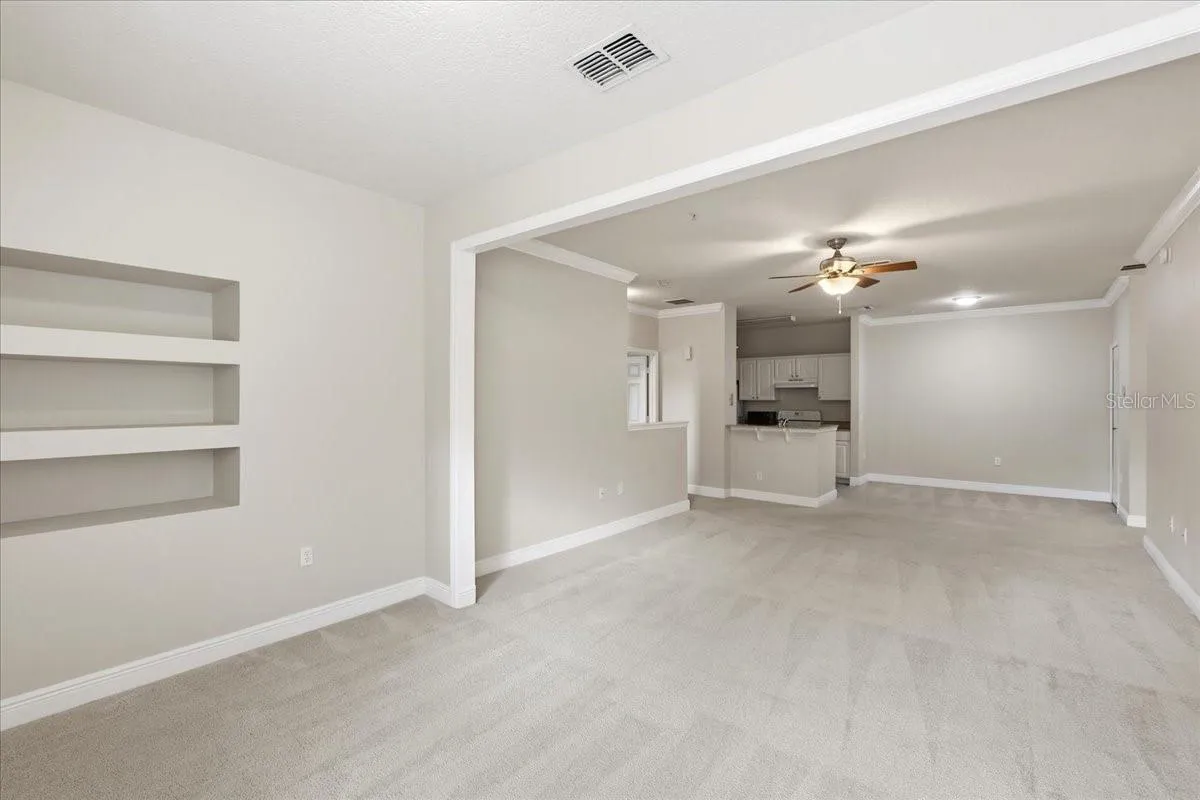 Formal Sitting / Living Area