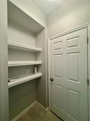Built In Shelves