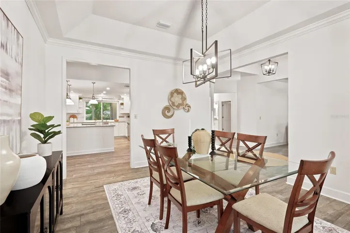 Convenient access from Kitchen for Dining