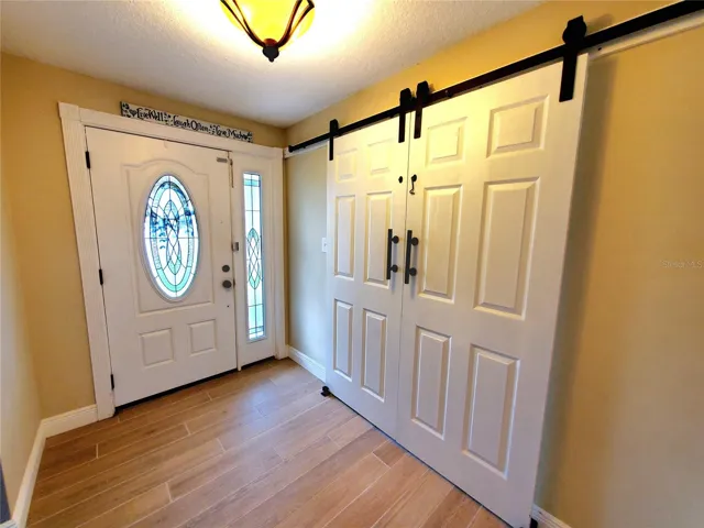 FOYER