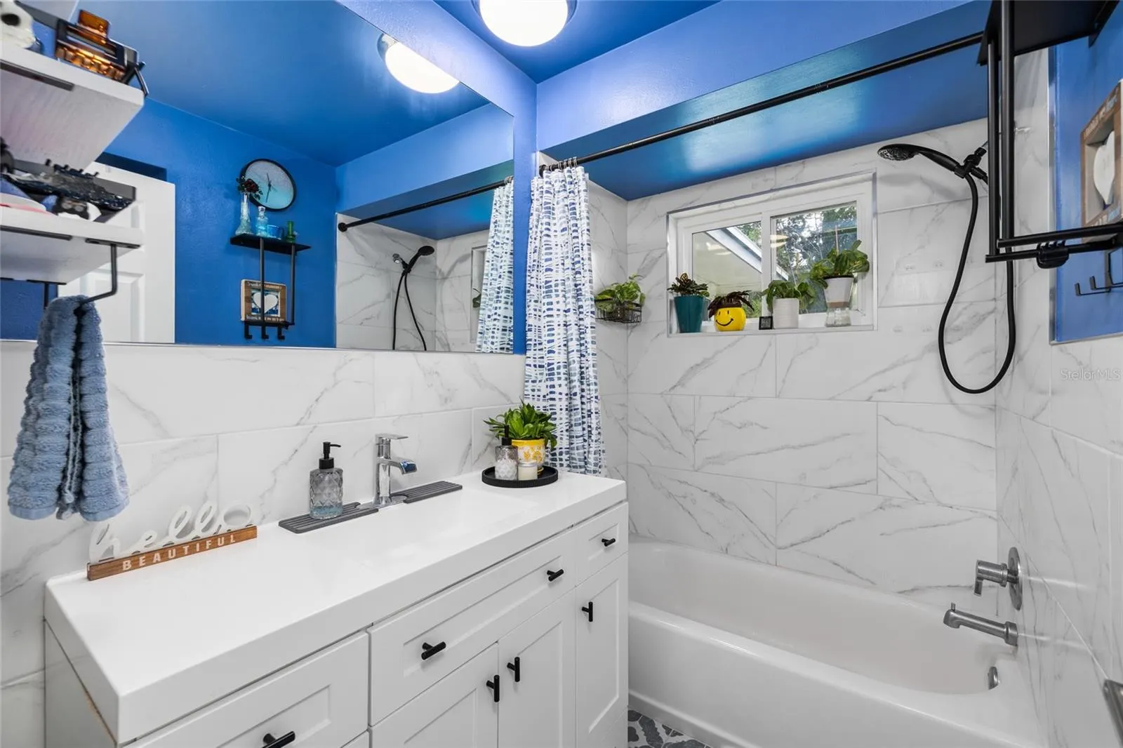 Full bathroom