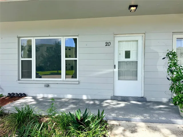 Enjoy the front porch chatting with neighbors and watching the world go by!