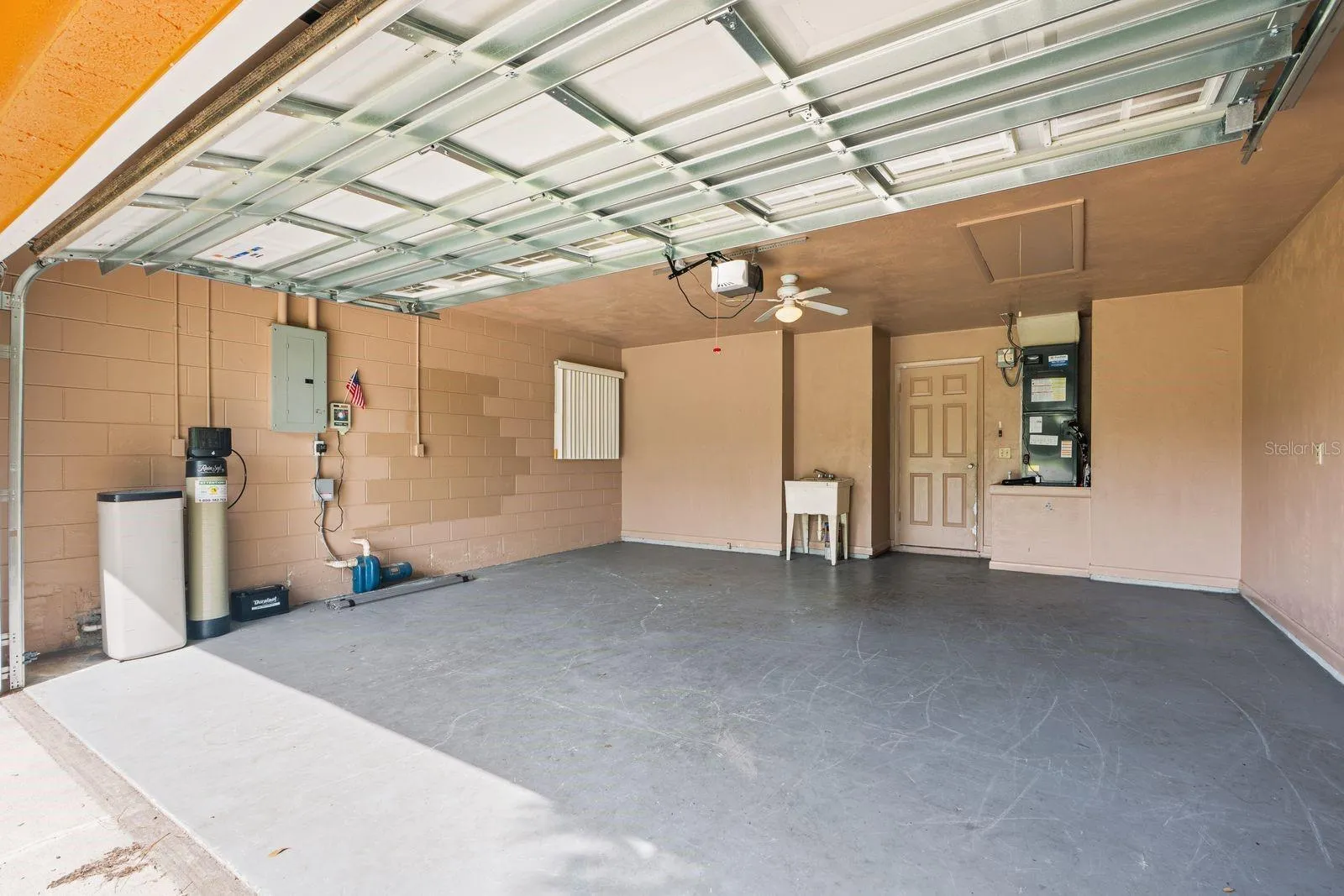 garage
