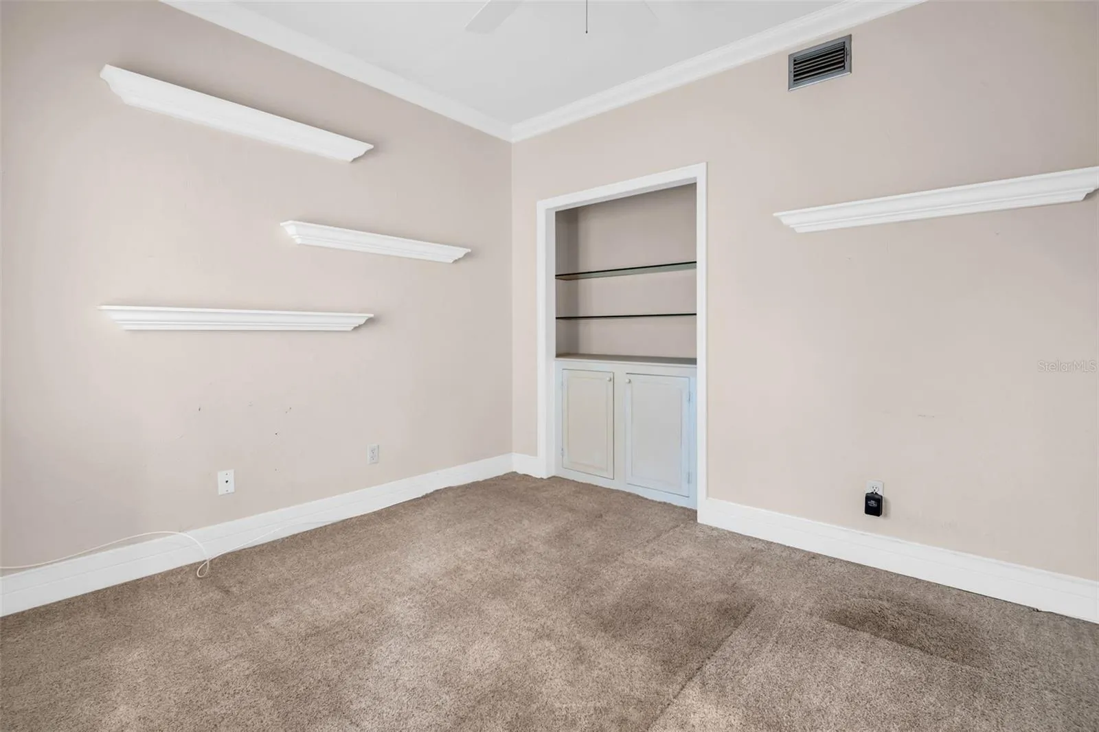 Downstairs office/ guest room