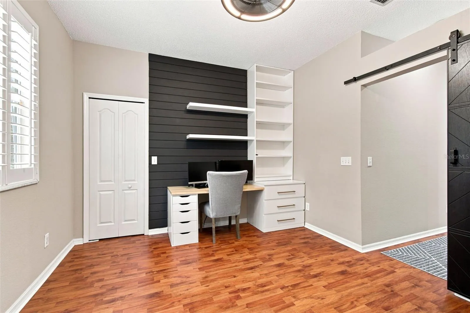 Bedroom 4/Bonus Room has barndoor and Walk-In Closet
