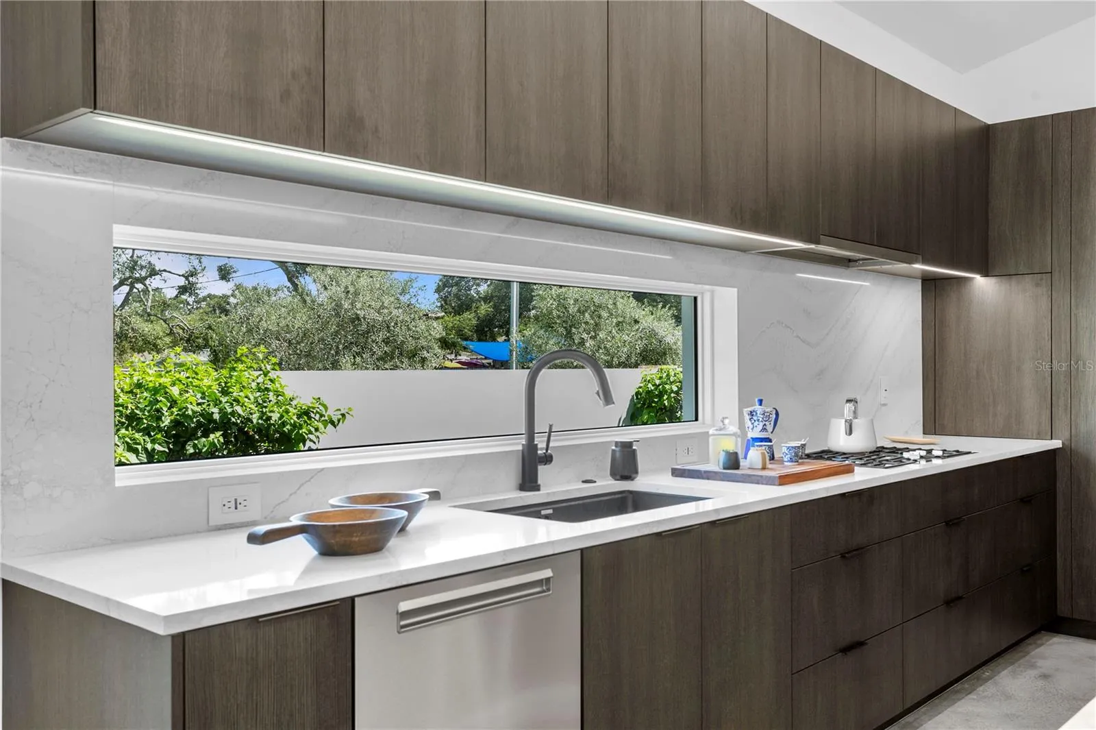 Custom Window Backsplash