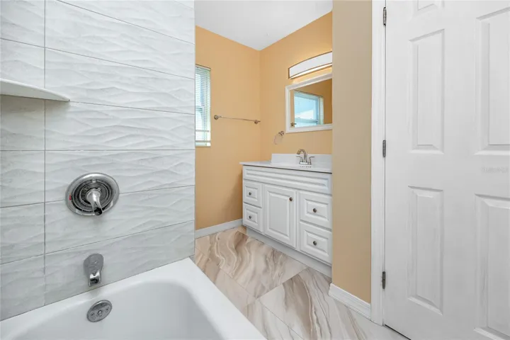 2nd bathroom