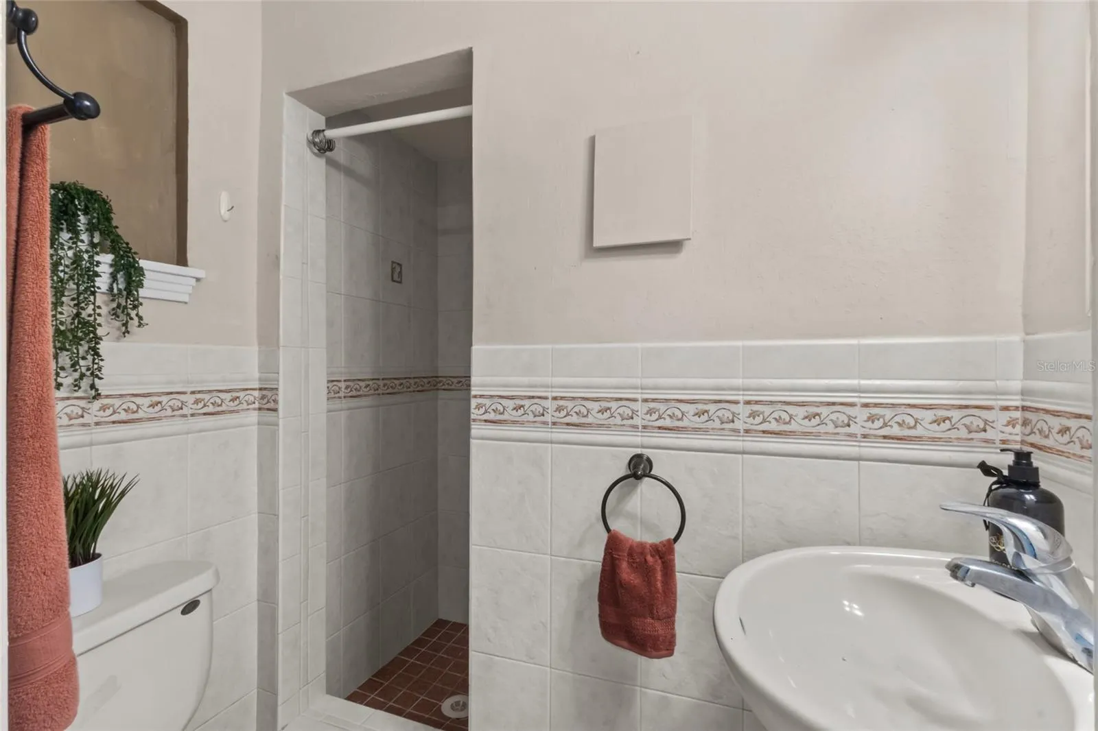 4th Bathroom - Off Dining Area