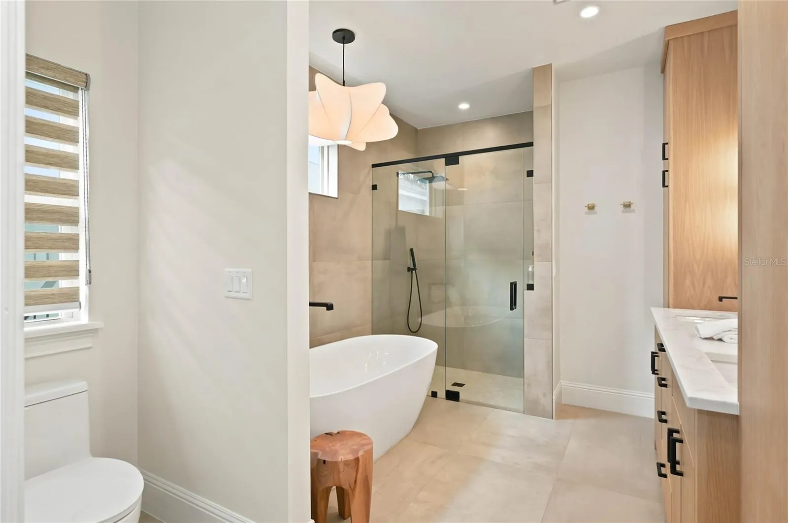 Brand new stunning Owners spa style bath