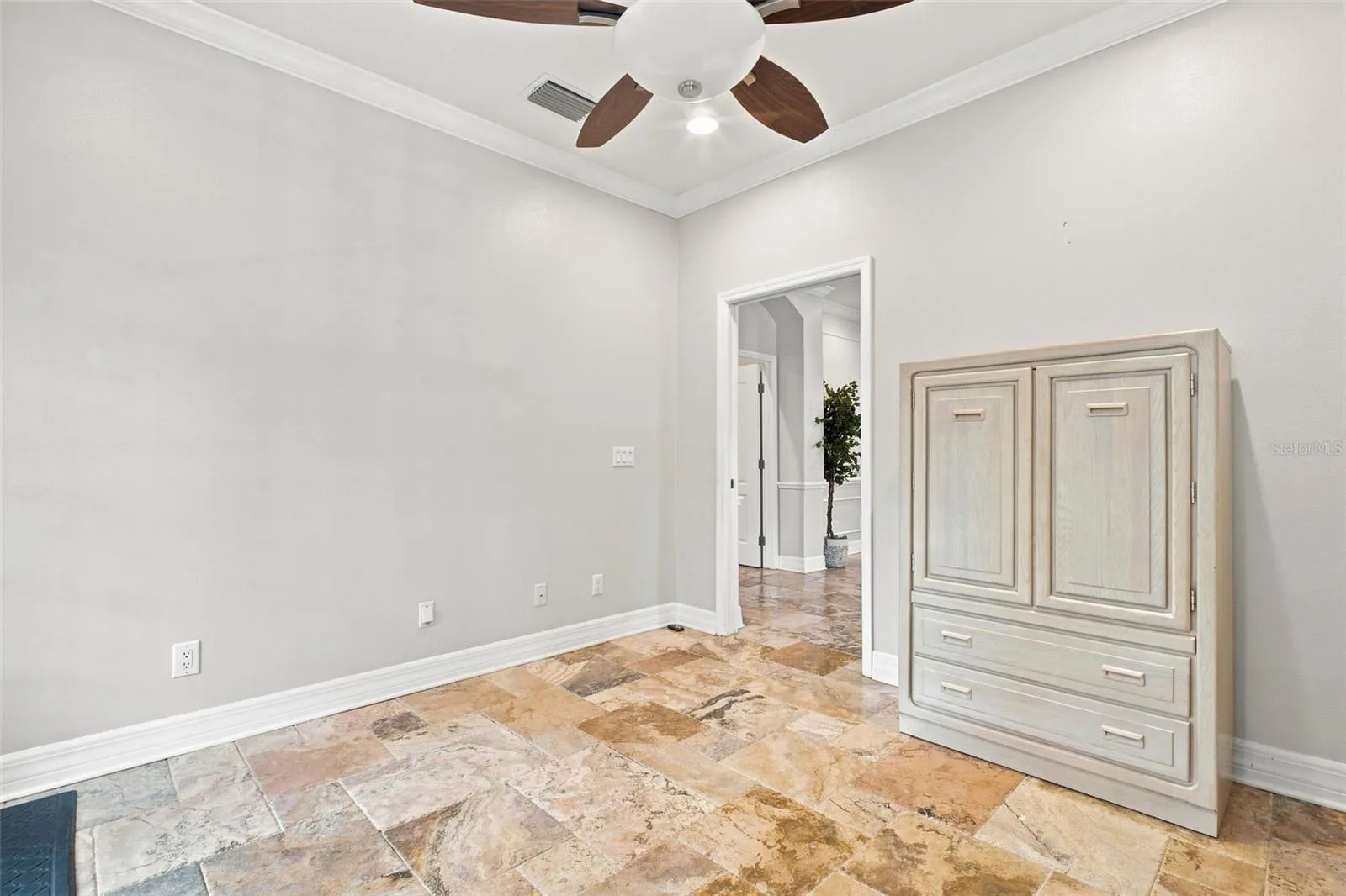 Bonus room