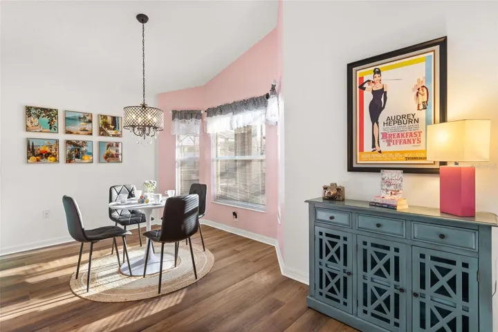 BREAKFAST NOOK