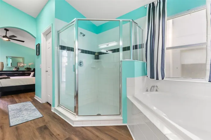 WALK IN SHOWER