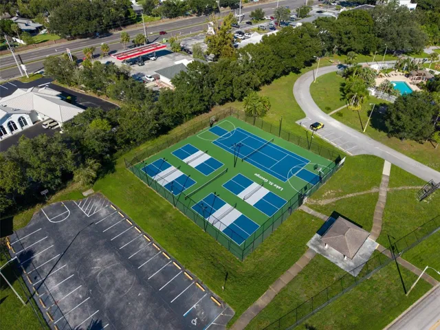 Lake St. George Community swimming pool, tennis courts, basketball courts, and a playground
