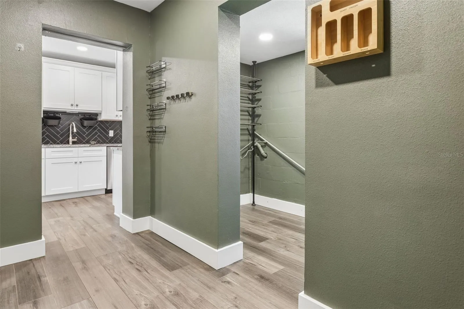 Pantry/Storage