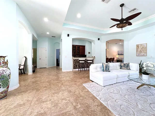 Split Floor Plan to Insure Everyone's Privacy