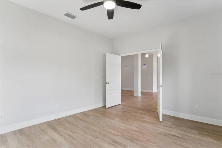 Front Office/Den