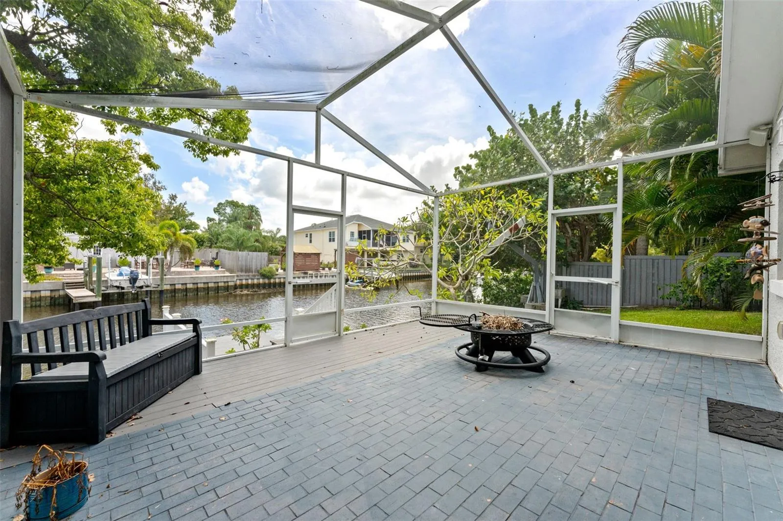 Screened lanai