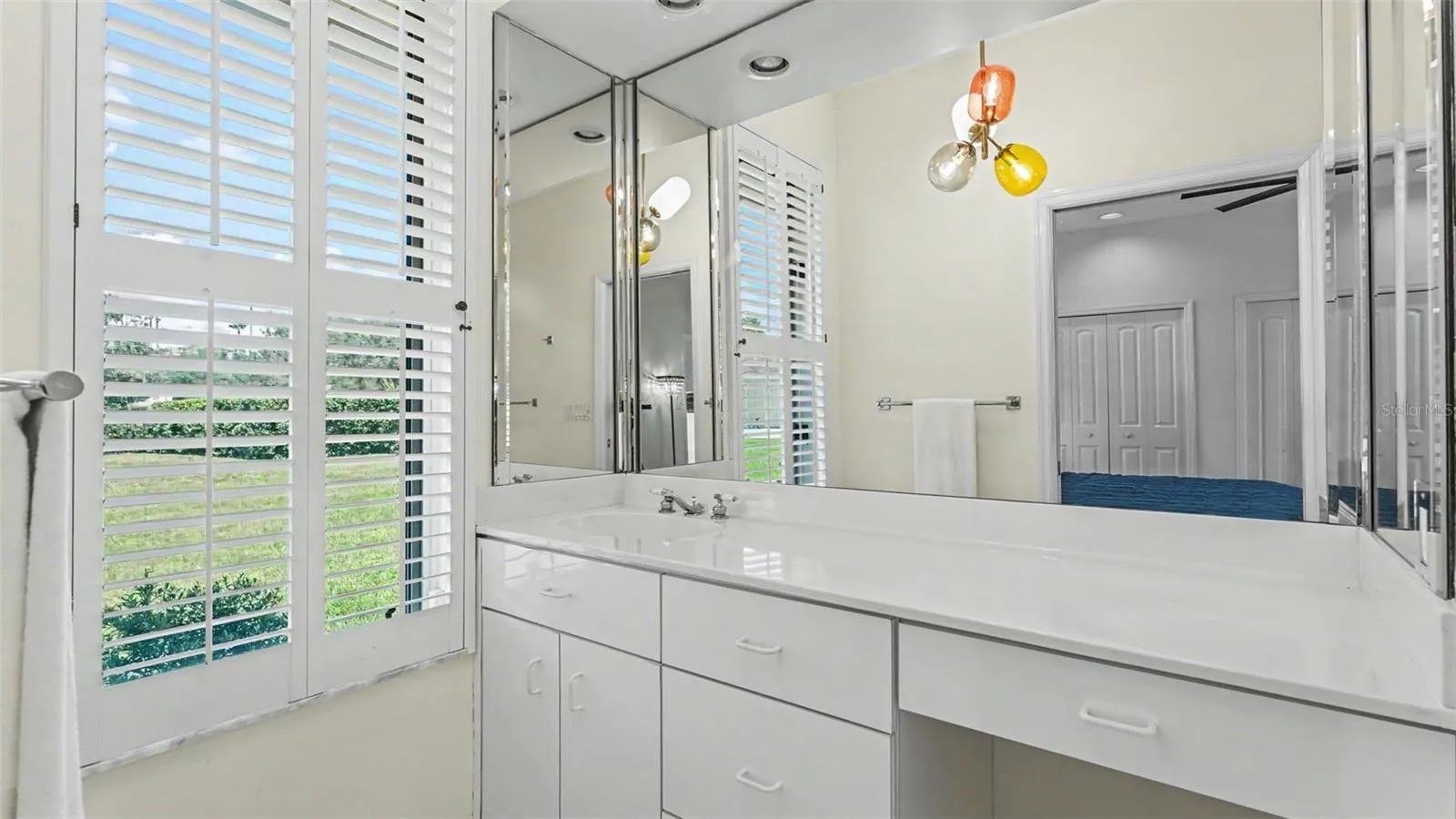 Bedroom 2's Bathroom