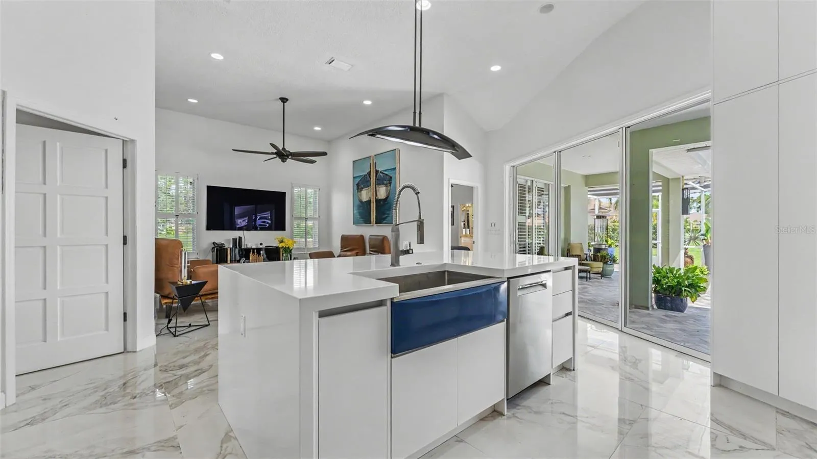 Kitchen Island