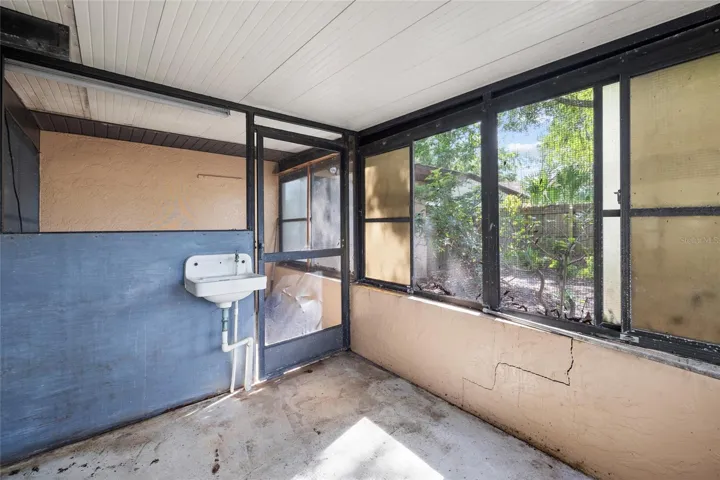 Kennel or Bird Room