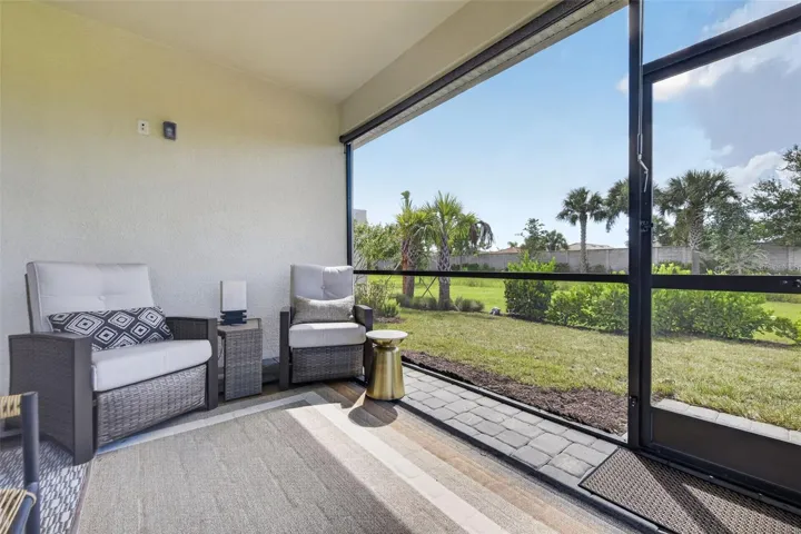 Enclosed Private Lanai
