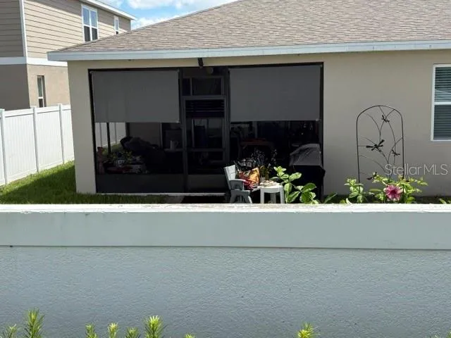 screen in patio