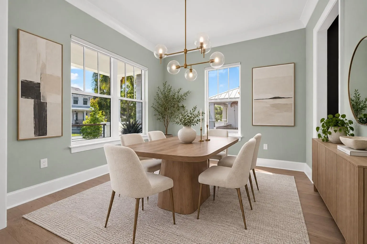 Virtually staged dining room