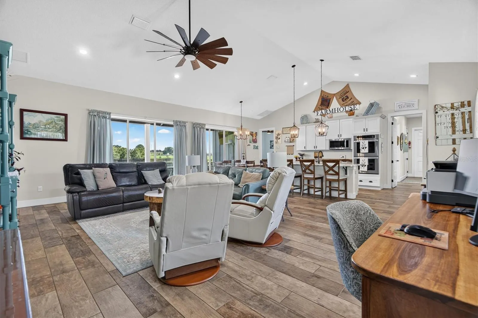 Living room view to Pool