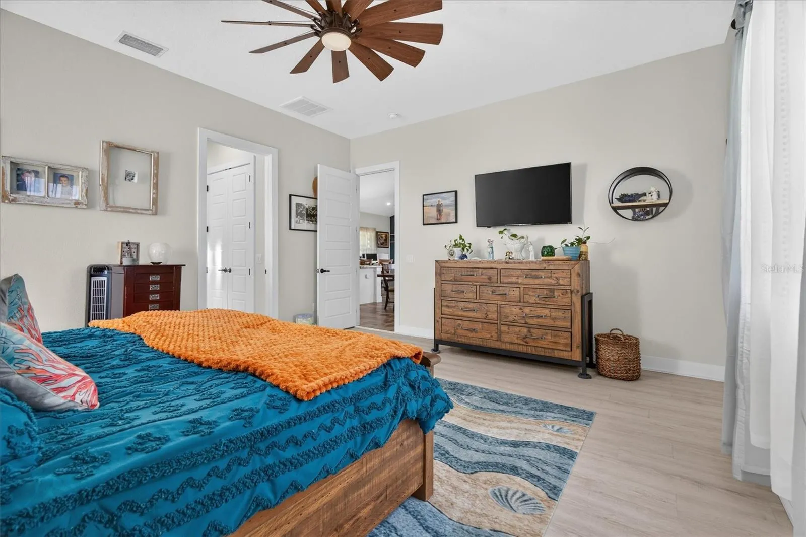 Master Bedroom/Bath entrance