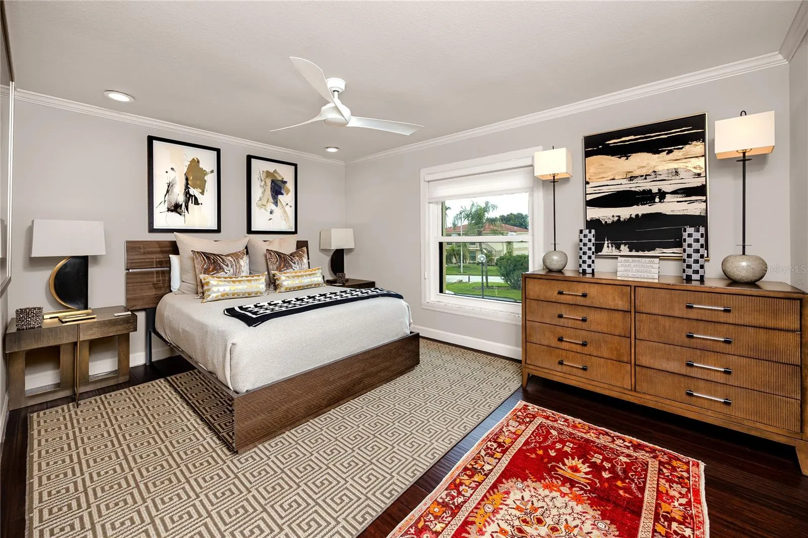 Primary suite