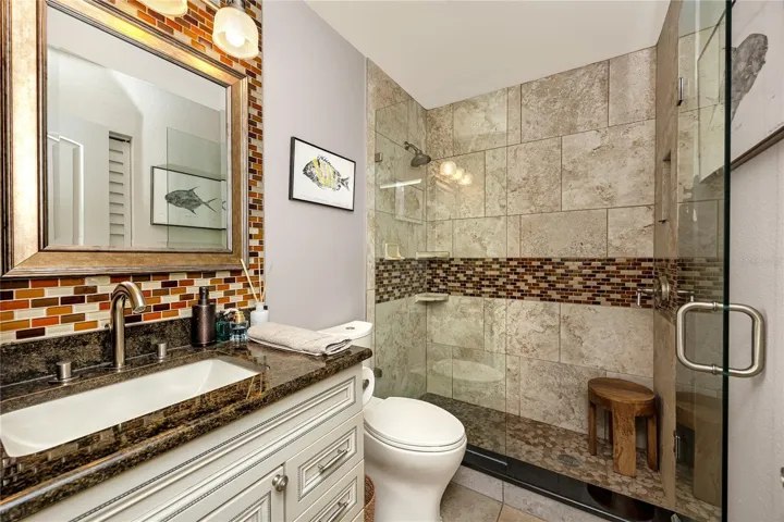 2nd Bathrooom