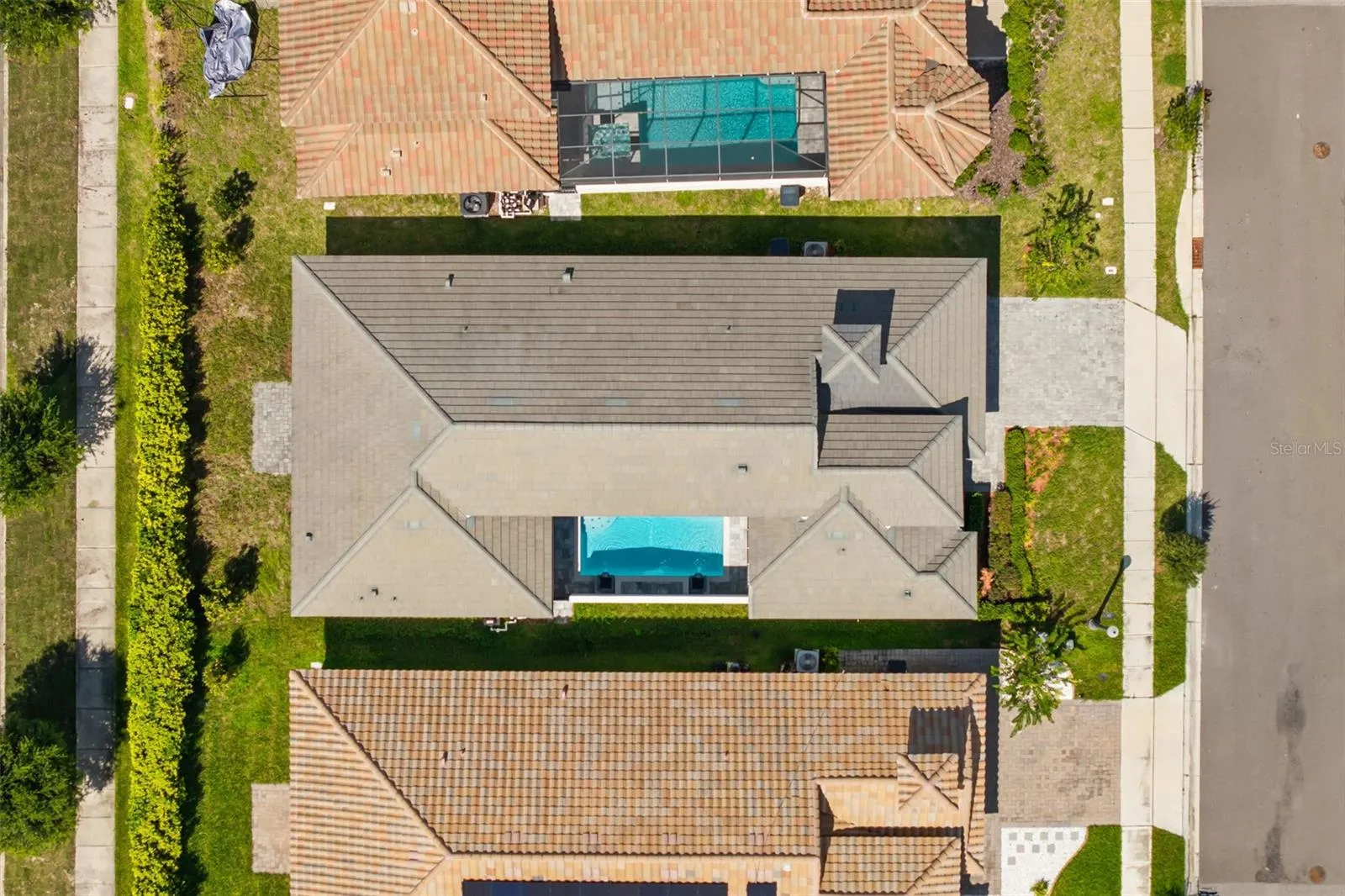 Drone Roof