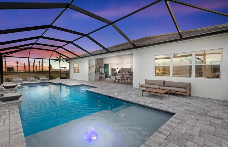 Photos are of furnished Stardom model. Homes may vary.