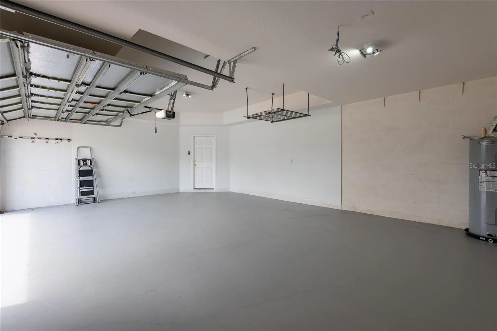 3-car garage