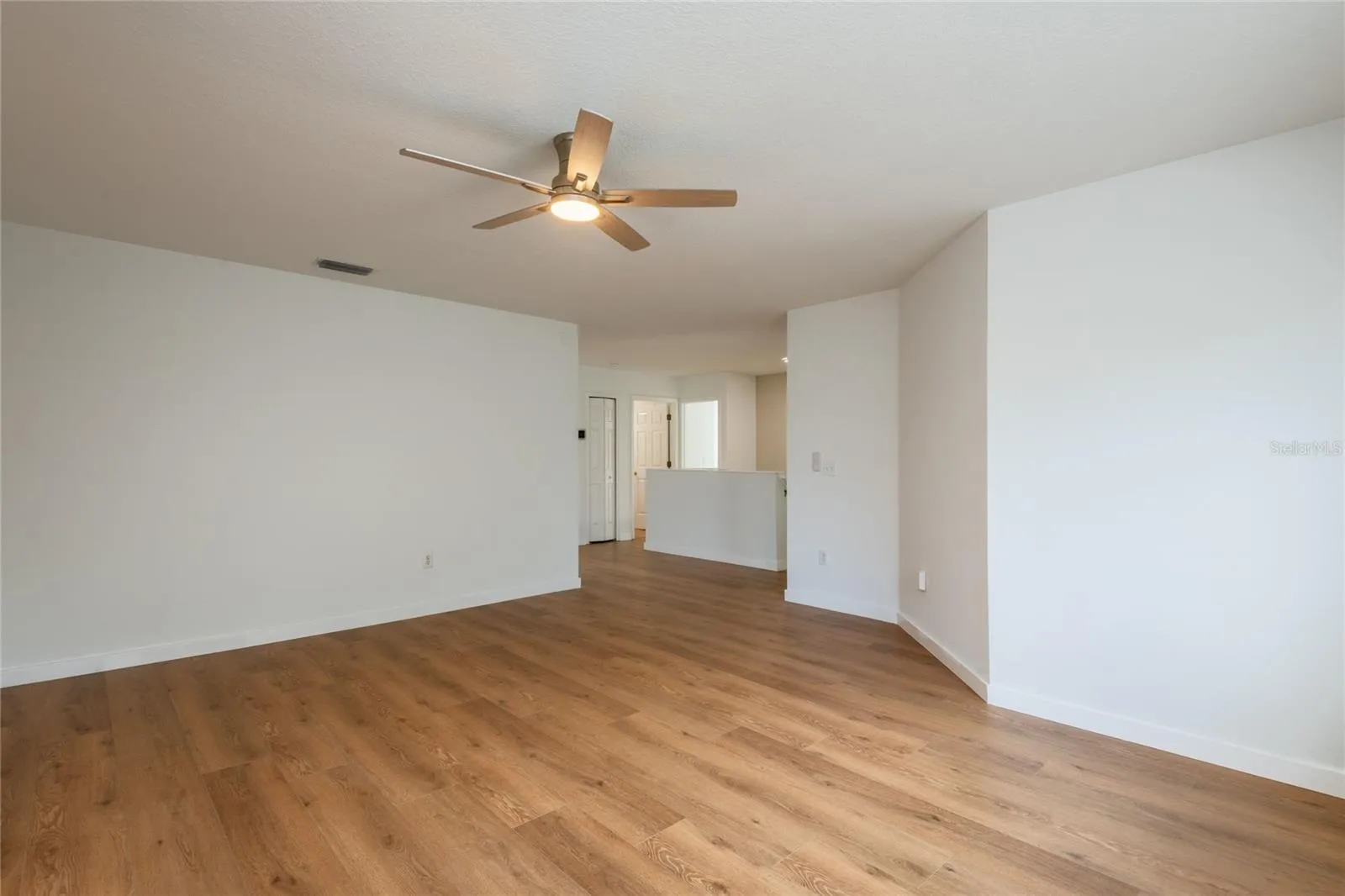 A generous 15' x 17' loft can be easily converted to the 4th bedroom