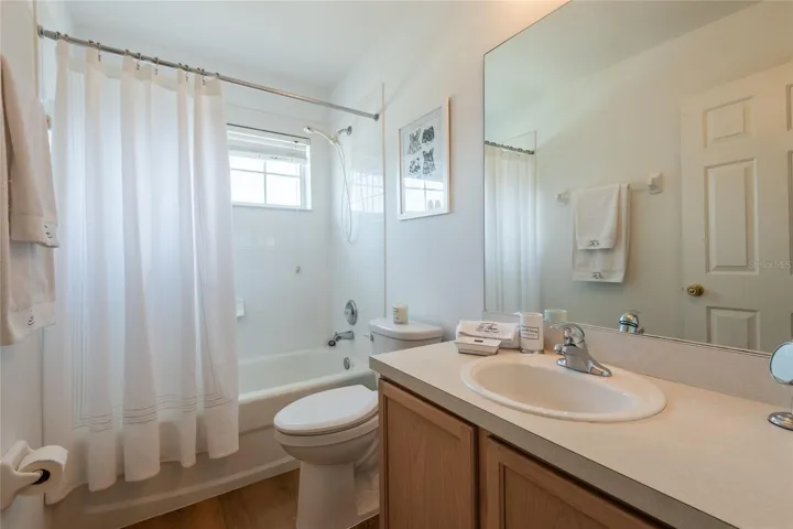 Two additional bedrooms share a full bathroom.Two secondary bedrooms share a full bathroom.