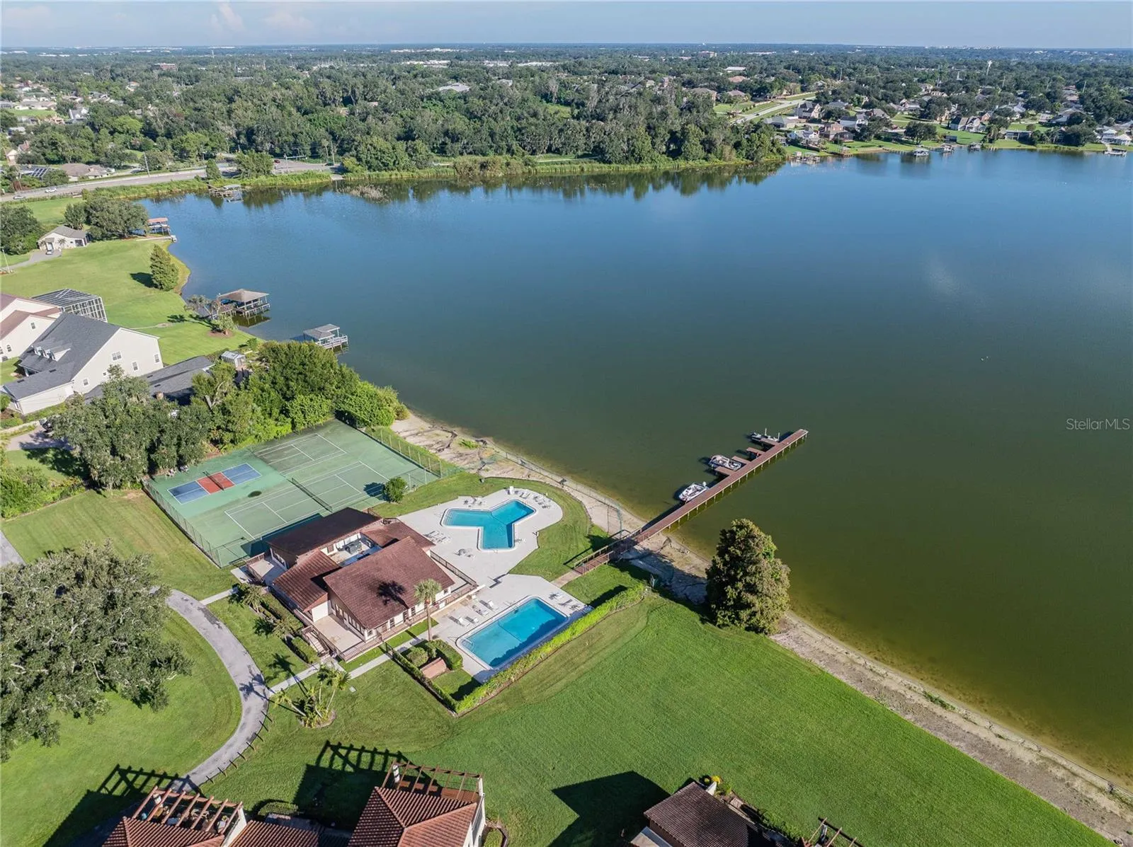 Scott Lake and community amenities