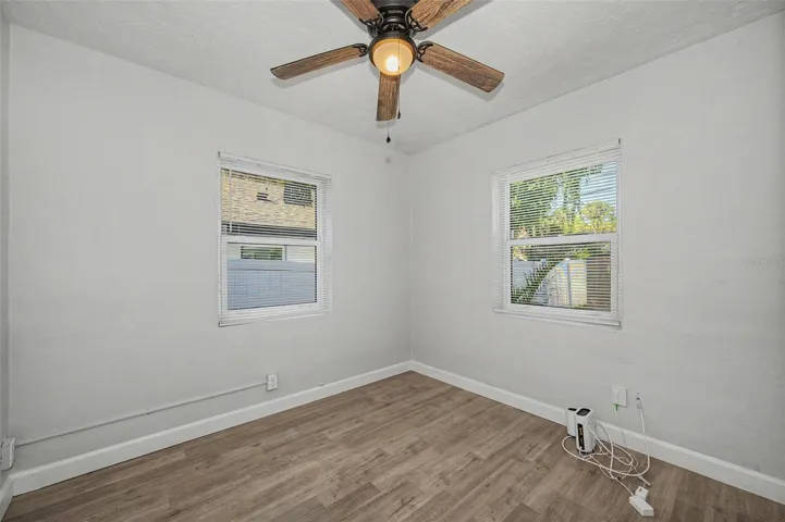 Bonus Room / Office