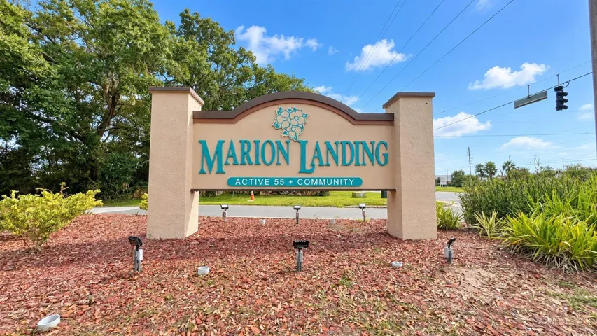 Entrance to Marion Landing. This is a large, well-maintained neighborhood.