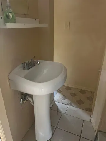 Bathroom Garage Apartment