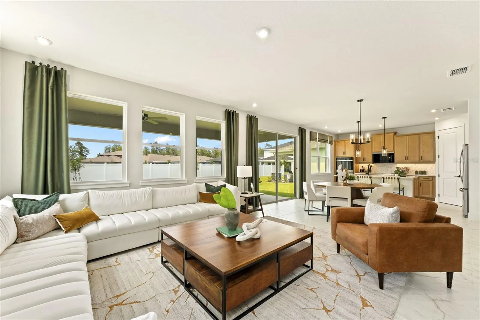 Meridian Parks Shenandoah Model Great Room