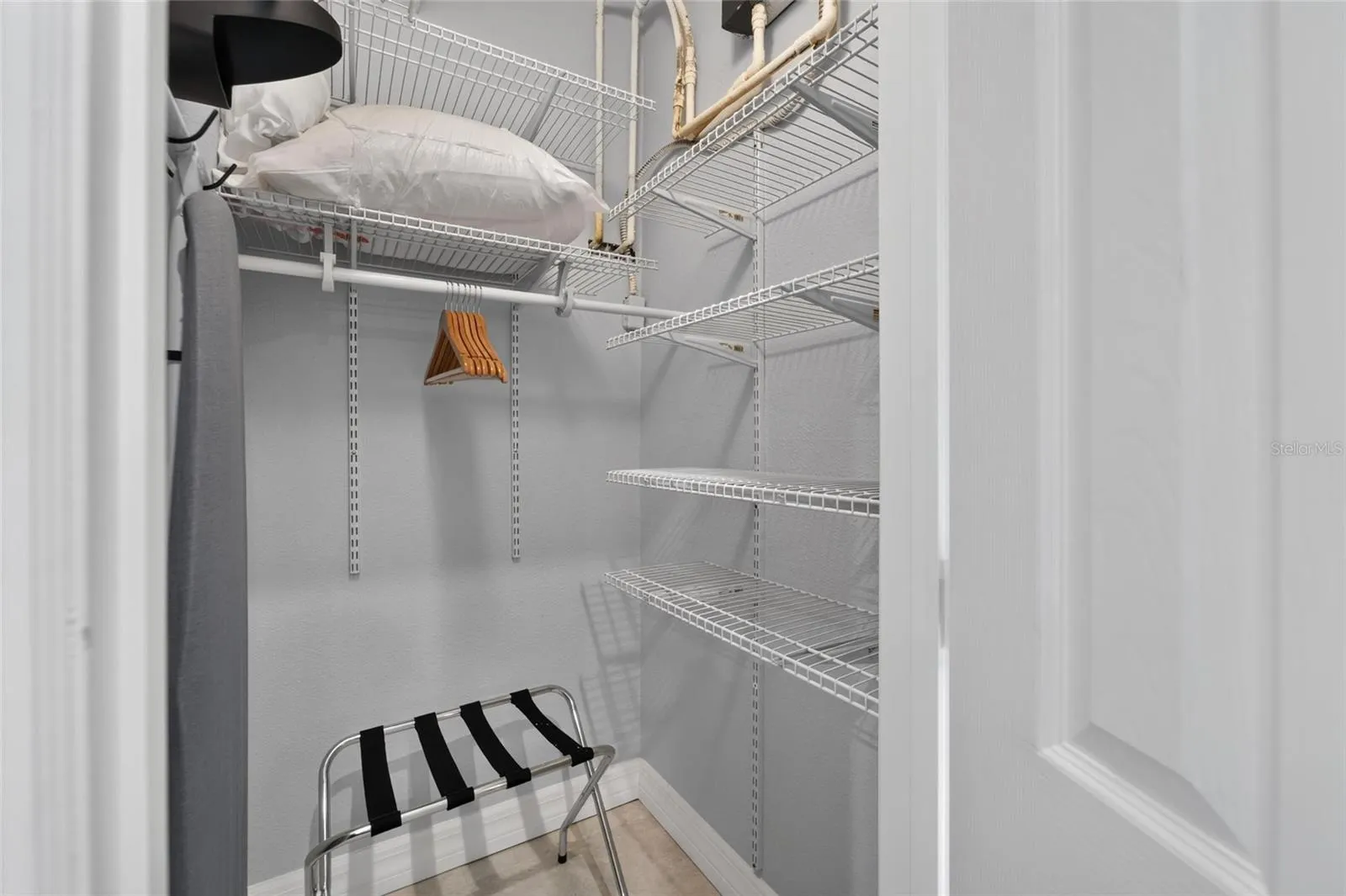 Walk-in closet