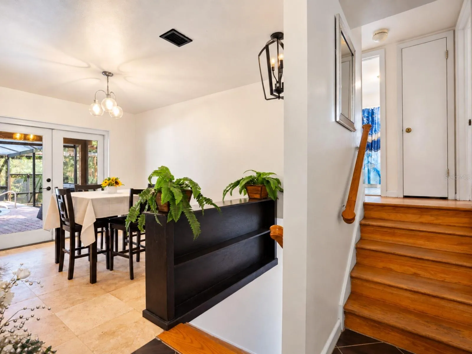 Kitchen Eating Space